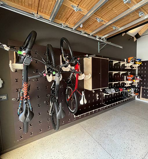 Achieve a Clutter-Free Garage: The Power of Customised Storage Solutions